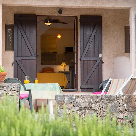 Mas Le Chene Grimaud