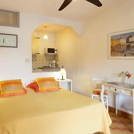 Mas Le Chene Grimaud