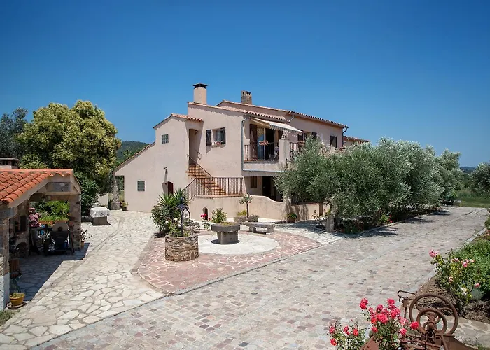 Mas Le Chene Grimaud